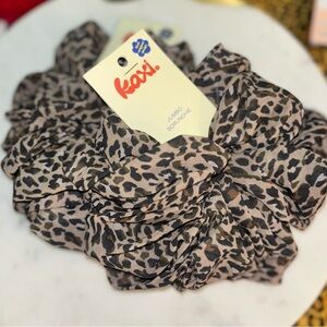 Leopard Print Jumbo Scrunchie